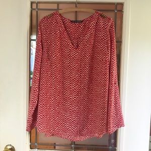 Zac & Rachel Chevron Top with Shoulder Accents